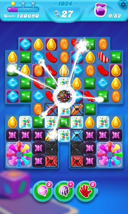Candy Crush Soda Saga MOD APK v1.205.4 (Unlimited Moves/Unlocked)